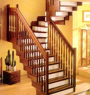 Деревянные лестницы для коттеджей